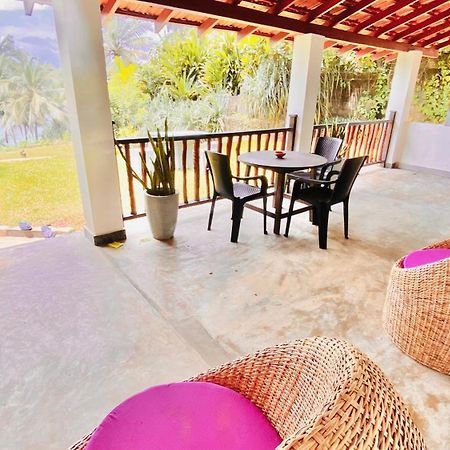 Emma'S Sea View Apartment Dikwella Ngoại thất bức ảnh