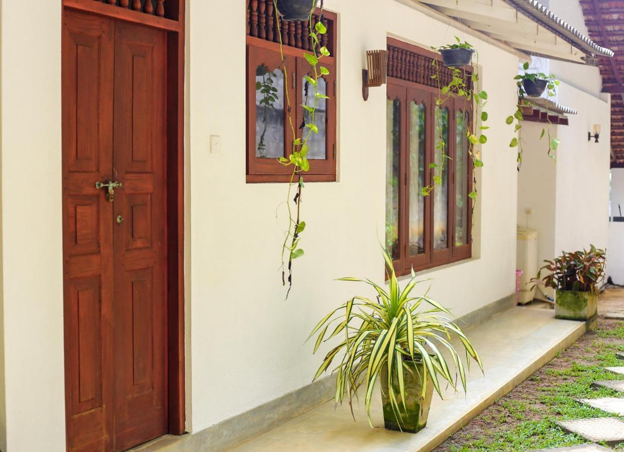 Emma'S Sea View Apartment Dikwella Ngoại thất bức ảnh