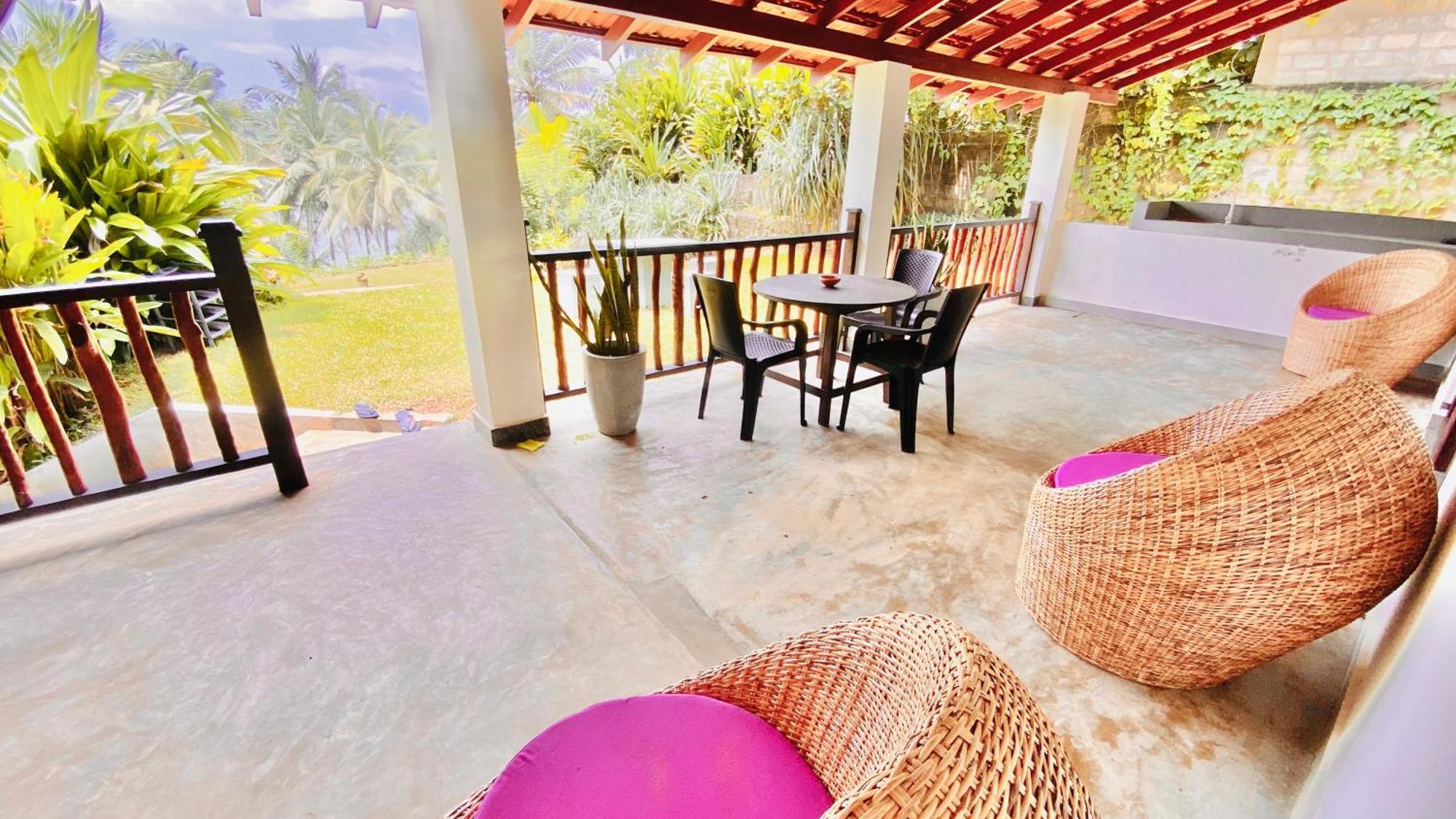 Emma'S Sea View Apartment Dikwella Ngoại thất bức ảnh